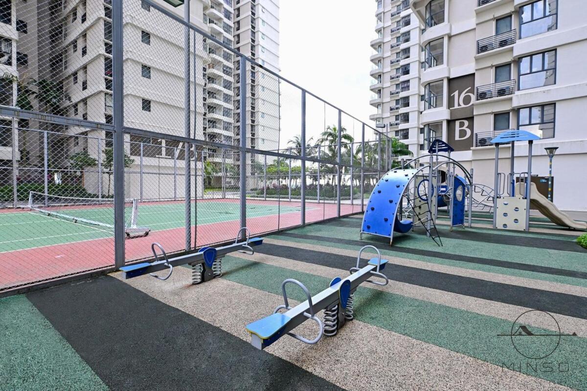 Апартаменти Kingsbay B #5Pax #Vintagewood #Highfloor Джохор-Бару Екстер'єр фото